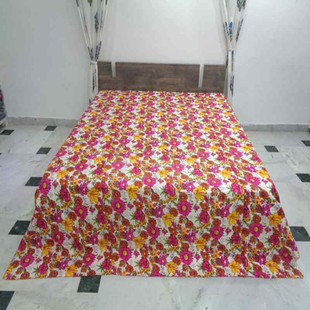 COTTON SCREEN PRINT ALL OVER FLORAL DESIGN KANTHA BED COVER FOR ALL-SEASON