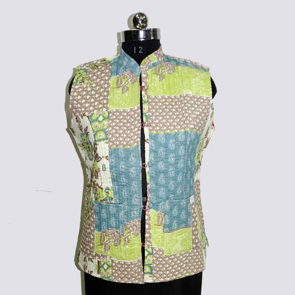 COTTON PATCH WORK SLEEVE LESS SHORT JACKET