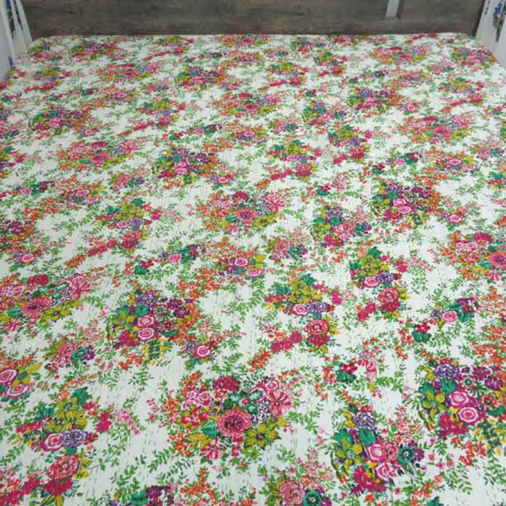 COTTON SCREEN PRINT ALL OVER FLORAL DESIGN KANTHA BED COVER FOR ALL-SEASON