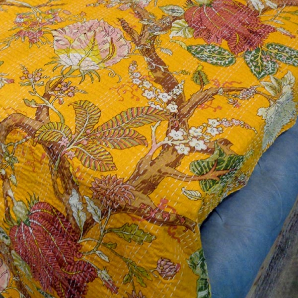 DISCHARGE FLORAL PRINTED KANTHA BED COVER