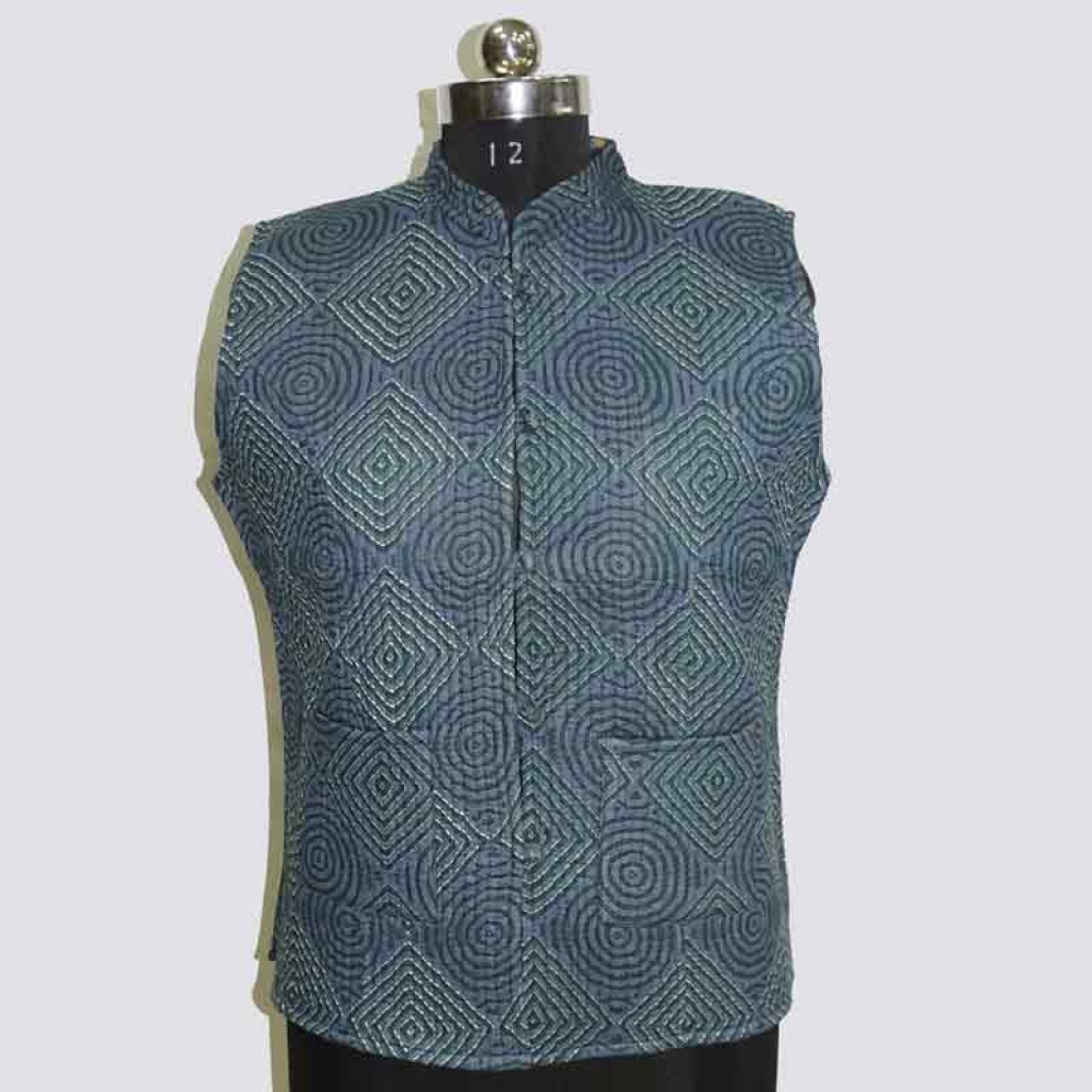 COTTON INDIGO PRINT SLEEVE LESS SHORT JACKET